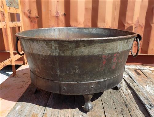 Rustic Wash Tub Planter Pot, Metal Footed Farmhouse Flower Bucket B