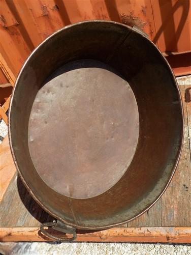 Rustic Wash Tub Planter Pot, Metal Footed Farmhouse Flower Bucket B