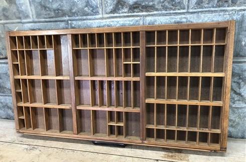 Printer Drawer Wood Block Typeset Tray, Letterpress Thimble Shell Display, A54