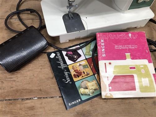 1970s Singer Sewing Machine Model 717 w/ Manual, Foot Pedal, Vintage Sewing