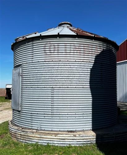 Home & Living > Outdoor & Gardening > Garden Decoration - Grain Bin, Vintage Metal Farm Storage Shed, Rustic Outdoor Struc...