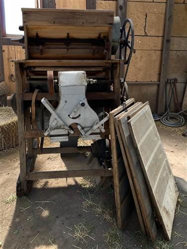 Antique A.T. Ferrell The Clipper No. 27 Seed Cleaner Grain Separator Belt Driven