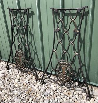 2 Treadle Sewing Machine Cast Iron Base Legs, Ends Industrial Age Table Singer O