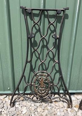 2 Treadle Sewing Machine Cast Iron Base Legs, Ends Industrial Age Table Singer O