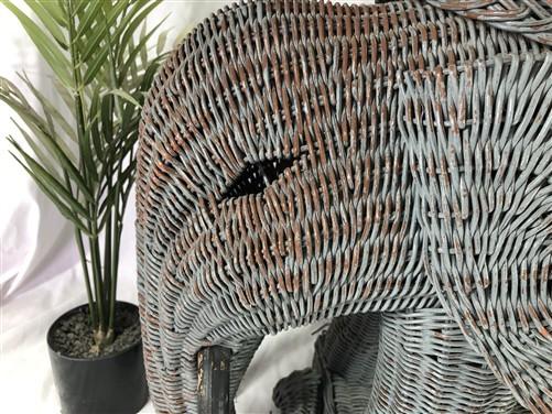 Wicker Elephant End Side Table, Vintage Braided Rattan Plant Stand Boho Chic A