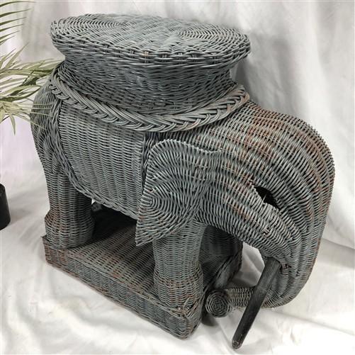 Wicker Elephant End Side Table, Vintage Braided Rattan Plant Stand Boho Chic A