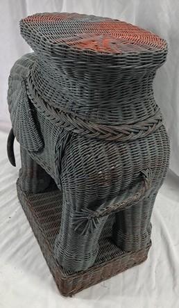 Wicker Elephant End Side Table, Vintage Braided Rattan Plant Stand Boho Chic B