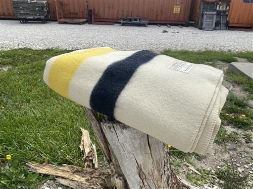 1960s Polar Star Blanket, Vintage JcPenney 100% Wool Golden Dawn 4 Stripe Cover
