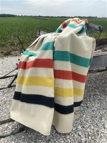 1960s Polar Star Blanket, Vintage JcPenney 100% Wool Golden Dawn 4 Stripe Cover