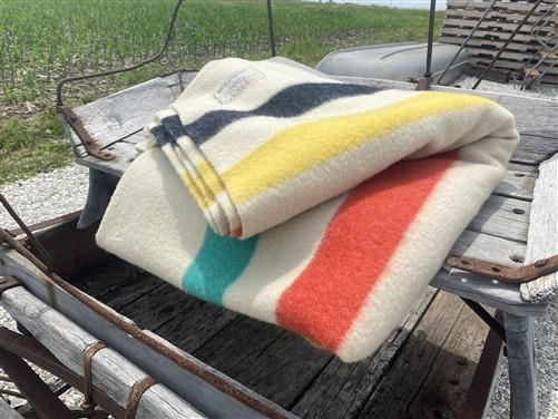 1960s Polar Star Blanket, Vintage JcPenney 100% Wool Golden Dawn 4 Stripe Cover