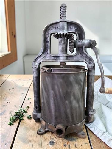 Hibbard Spencer Bartlett 6 Qt lard Press Sausage Stuffer Enterprise Fruit B