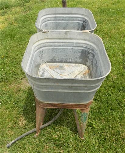 Wheeling Galvanized Double Wash Tub, Beer Cooler, Flower Pot Stand Bucket A30