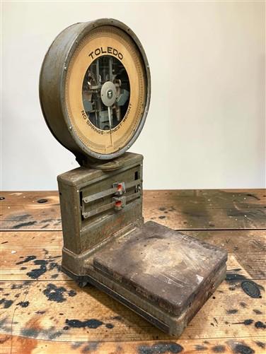 Toledo No Springs Honest Weight, Vintage Grocery Produce Scale 125 LB Industrial