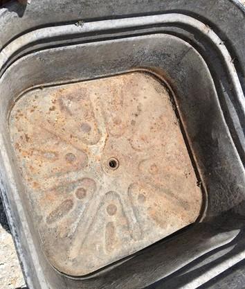 Wheeling Galvanized Single Wash Tub, Sink Cooler, Flower Pot Stand Bucket DT
