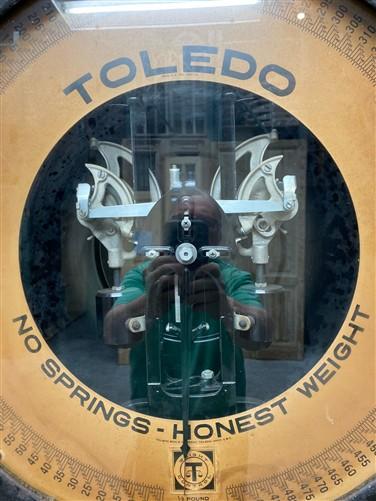 Toledo 500 LB Computing Floor Scale, Vintage Grocery Store Industrial Cast Iron