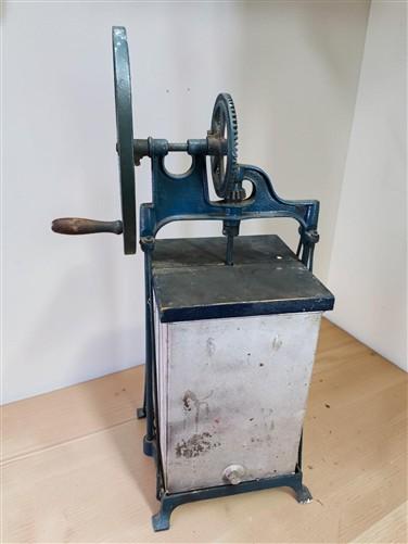 Dazey Butter Churn Model 330B, Antique Hand Crank Cast Iron & Tin St Louis Churn