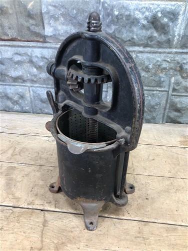 Enterprise 4 Qt Lard Press Cast Iron Sausage Stuffer Fruit Apple Cider Farm Y