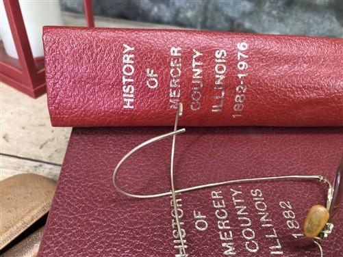 1882, 1977 Mercer County Illinois Midwest History, Newspaper Photos Statistics