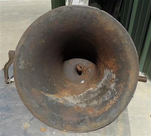 No 4 CS Bell with Stand, Cast Iron Church Dinner School Garden 19.5" Diameter A