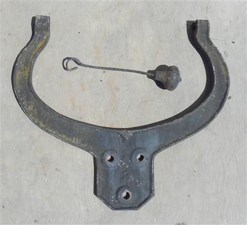 No 3 CS Bell with Upright, Cast Iron Church Dinner School Garden 18" Diameter B