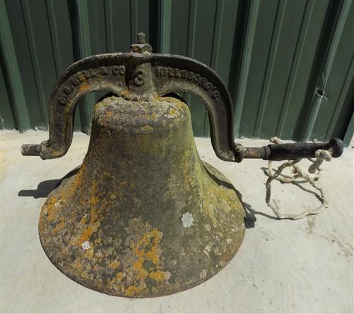 No 3 CS Bell with Upright, Cast Iron Church Dinner School Garden 18" Diameter B