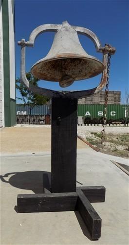 Upright Bell, Vintage School Church Dinner Farm Bell, Cast Iron, 16 Diameter