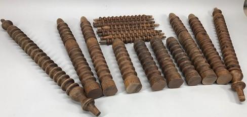 Wood Spindles, Architectural Salvage Fretwork Furniture House Trim Vintage A27