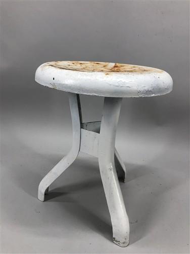 Metal Milking Stool Chair Kitchen Bar Industrial Age Workbench Vintage Seat A7