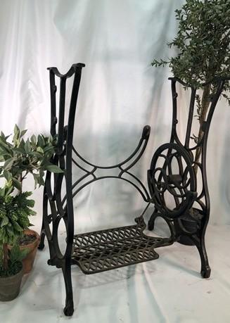 Treadle Sewing Machine, Cast Iron Base, Industrial Age Singer Steampunk RE