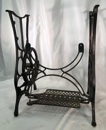Treadle Sewing Machine, Cast Iron Base, Industrial Age Singer Steampunk RE