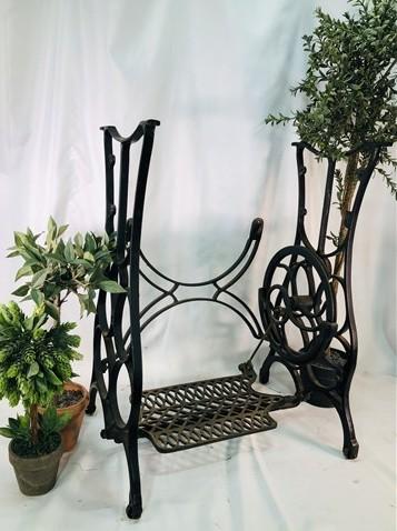 Treadle Sewing Machine, Cast Iron Base, Industrial Age Singer Steampunk RE