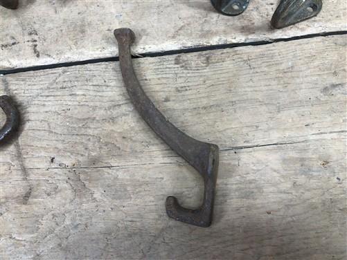 Lot 9 Rustic Cast Iron Hooks, Metal Coat Hoods, Cast Iron Wall Hooks, Hat Hooks