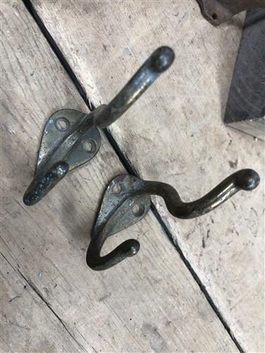 Lot 9 Rustic Cast Iron Hooks, Metal Coat Hoods, Cast Iron Wall Hooks, Hat Hooks