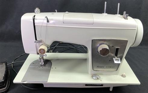 Sears Kenmore Sewing Machine Model 158.17501 w/ Foot Pedal, Vintage Working