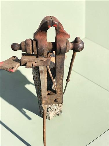 Blacksmith Post Vise, Cast Iron Vintage Tool, Anvil Amish Forge Blacksmith CV