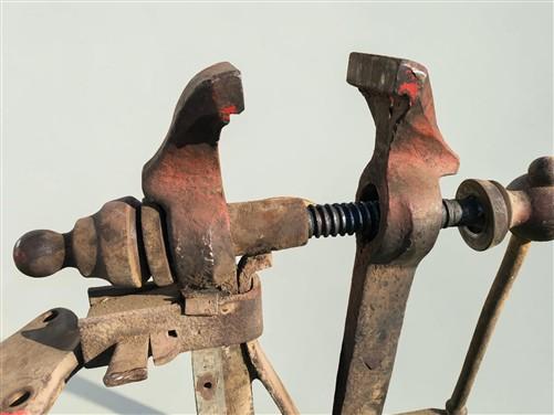 Blacksmith Post Vise, Cast Iron Vintage Tool, Anvil Amish Forge Blacksmith CV