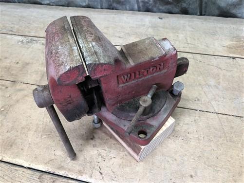 Wilton 3 1/2" Jaw Vise, Vintage Work Bench Table Swivel Anvil Blacksmith Tool A