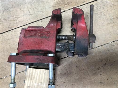 Wilton 3 1/2" Jaw Vise, Vintage Work Bench Table Swivel Anvil Blacksmith Tool A