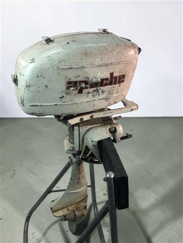 1960s Clinton Apache Boat Motor Model J9-1106, Classic Outboard Boat Motor
