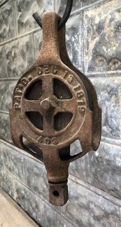 Cast Iron Antique Vintage Pulley, Hay Trolley Carrier Rustic Farm Country A28