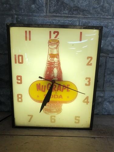 NuGrape Soda Lighted Bubble Glass Clock, Vintage Swihart Soda Advertising Sign