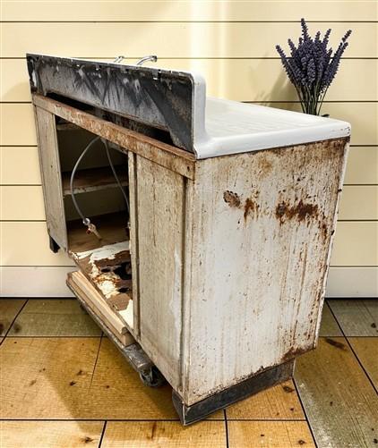 Youngstown "Thrifter" Farmhouse Sink, Vintage Dual Drainboard Utility Sink