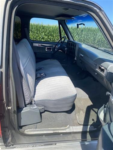 1987 Chevrolet Suburban R20, Silverado, Vintage Vehicle, Titled