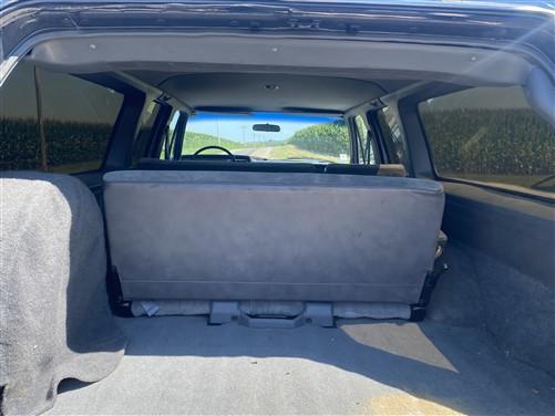 1987 Chevrolet Suburban R20, Silverado, Vintage Vehicle, Titled