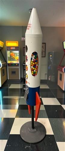 Northwestern Saturn 2000 Rocket Gumball Machine Vending Machine on Stand Coin Op