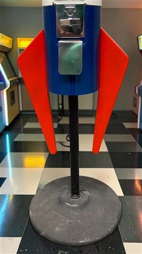 Northwestern Saturn 2000 Rocket Gumball Machine Vending Machine on Stand Coin Op
