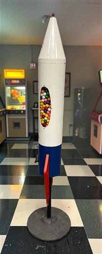 Northwestern Saturn 2000 Rocket Gumball Machine Vending Machine on Stand Coin Op
