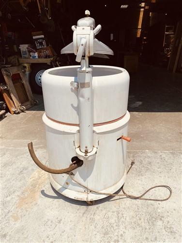 Montgomery Ward Signature Washing Machine, Vintage Washing Machine Model LNC841A