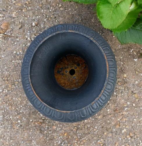 17" Tall Cast Iron Fluted Urn, Flower Pot Planter, Garden Patio Yard Art G1