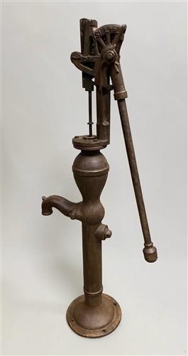 Well Water Pump, Windmill Pitcher Pump, Patel Foundry, Cast Iron Garden Art A1